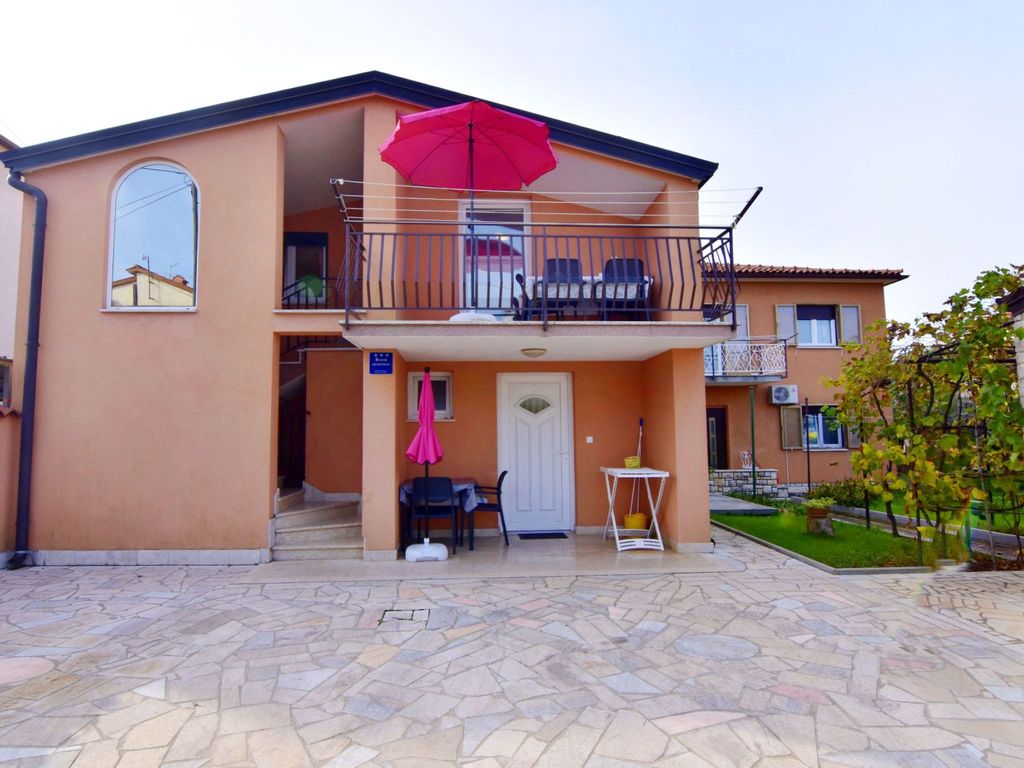 Appartement in Umag mit Schöner Terrasse