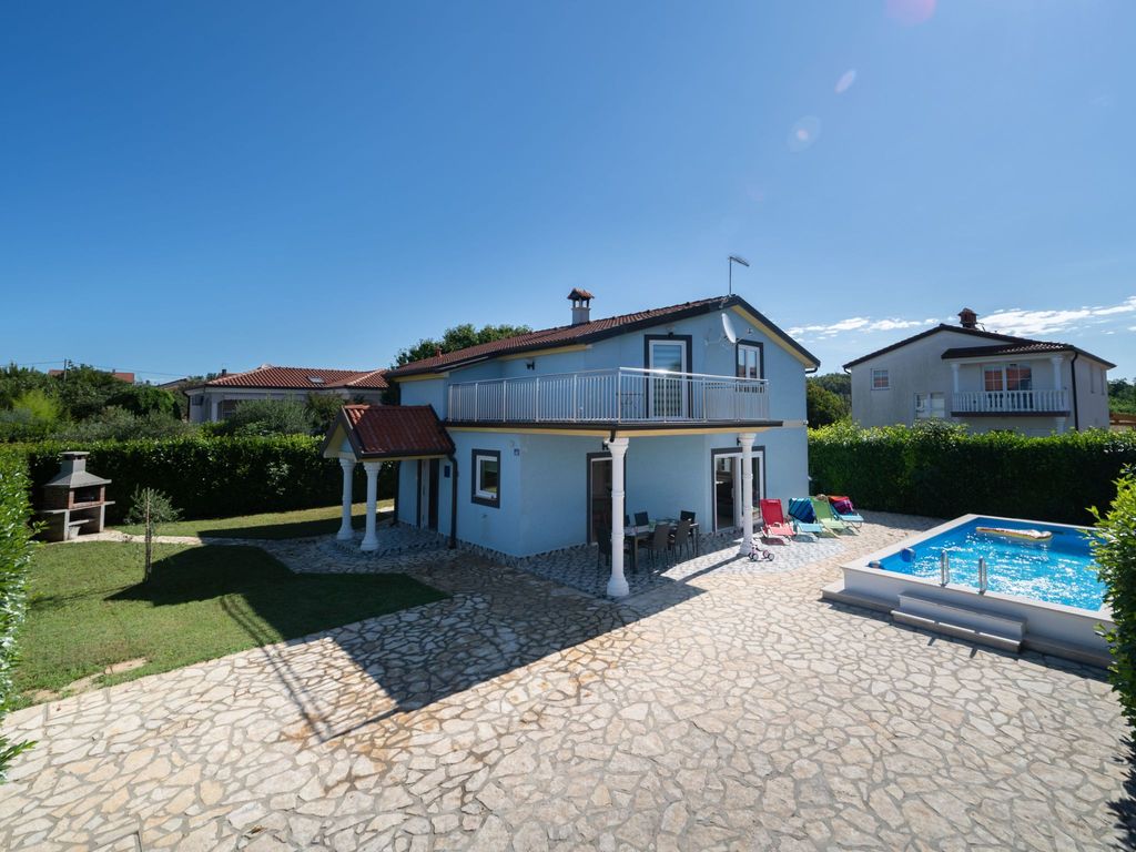 "Casa Tarra" mit eigenem Pool