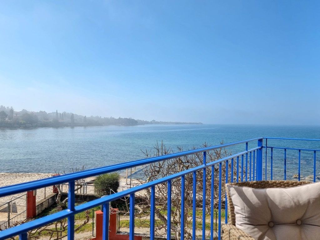Wohnung "Belvedere dole" mit Blick auf das Wasser