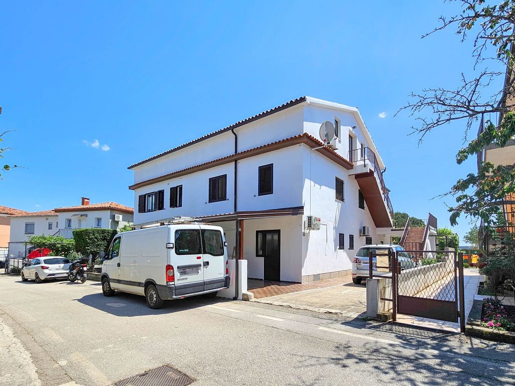 für 3 Personen ca. 30 m&sup2; in Novigrad, Adriaküste Kroatien (Westküste von I