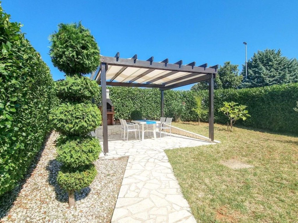 "Lea" mit Terrasse