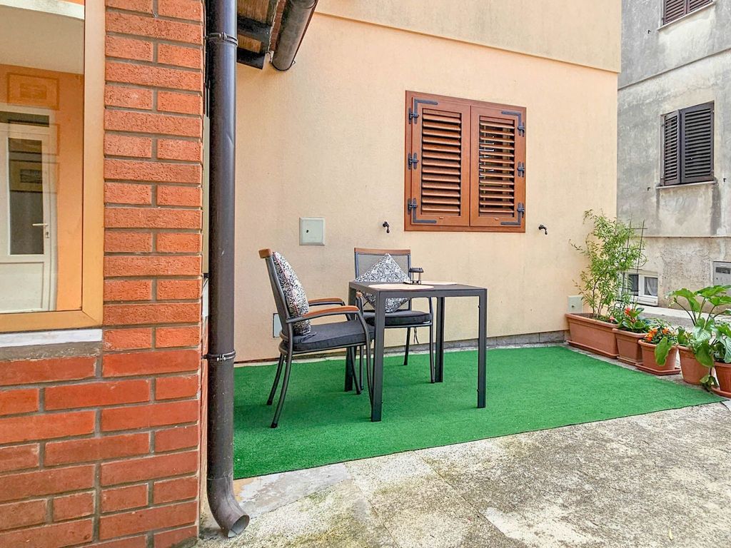für 2 Personen ca. 30 m&sup2; in Karigador, Istrien (Umag und Umgebung)