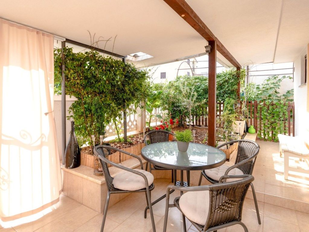 für 2 Personen ca. 55 m&sup2; in Stancija Vinjeri Novigrad, Adriaküste Kroatien