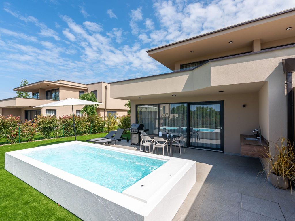 Quercus Village APP 12 mit privatem Pool