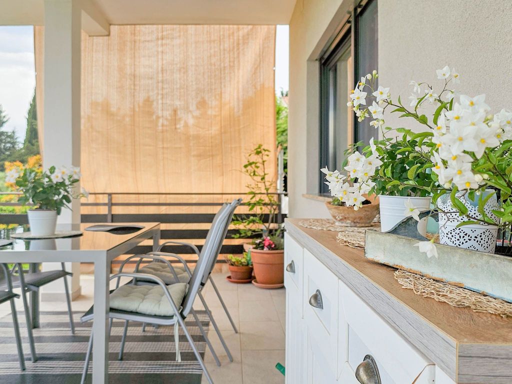 für 4 Personen ca. 40 m&sup2; in Novigrad, Adriaküste Kroatien (Westküste von I