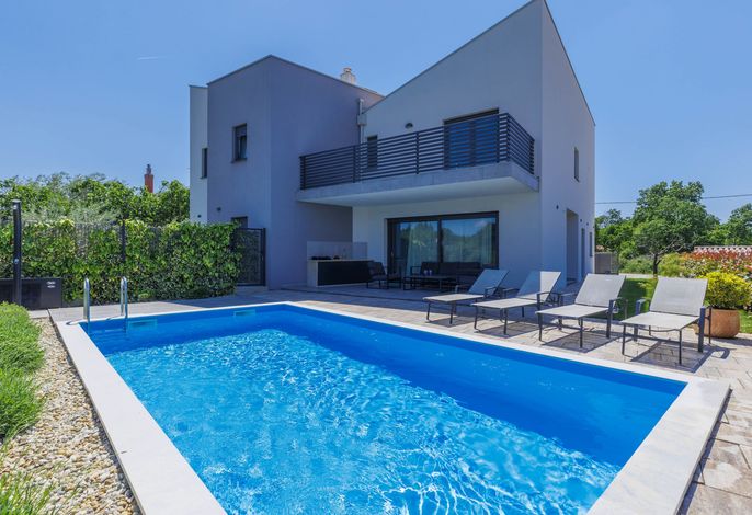 Villa Isabela