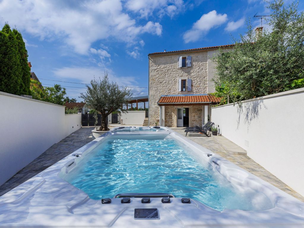 Villa Lucky