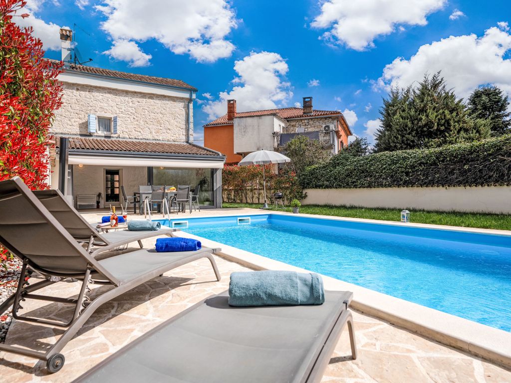 Casa Lampadina mit Pool