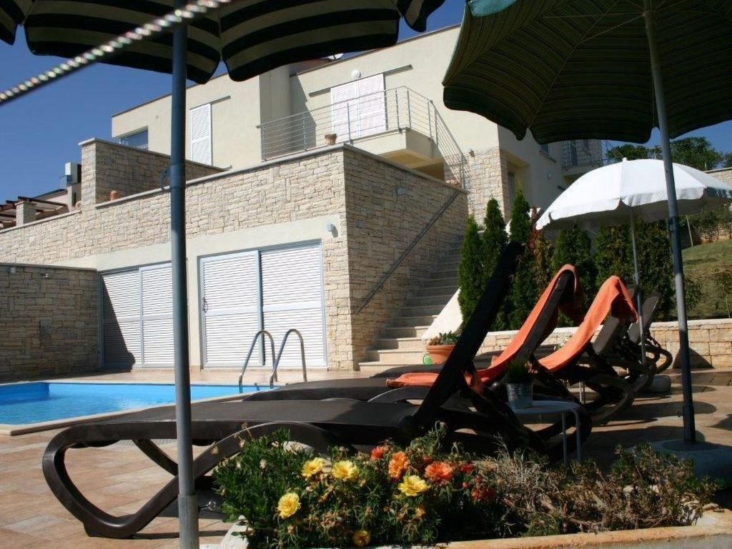 Villa Maya