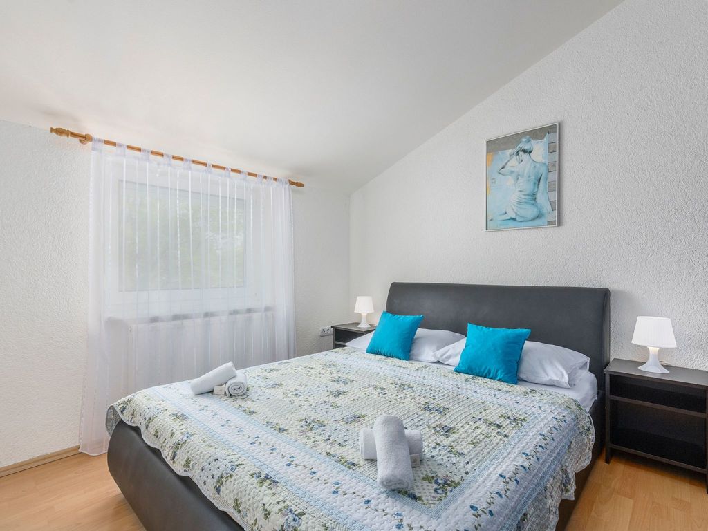 Appartement in Funtana mit Grill