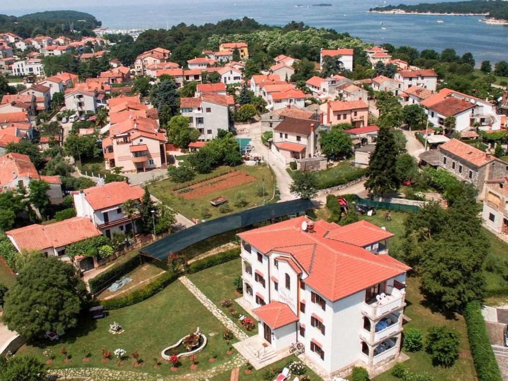 Villa Linet 4.