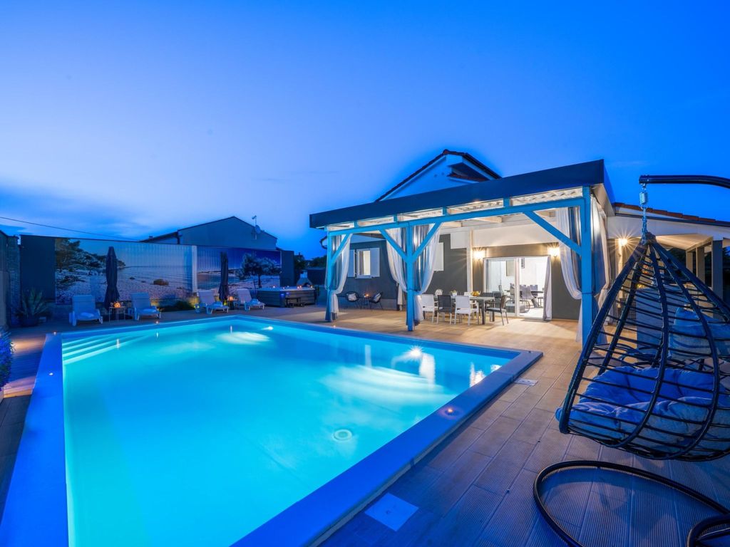 Schöne Villa Beauty für 6 Personen und 1 Kind