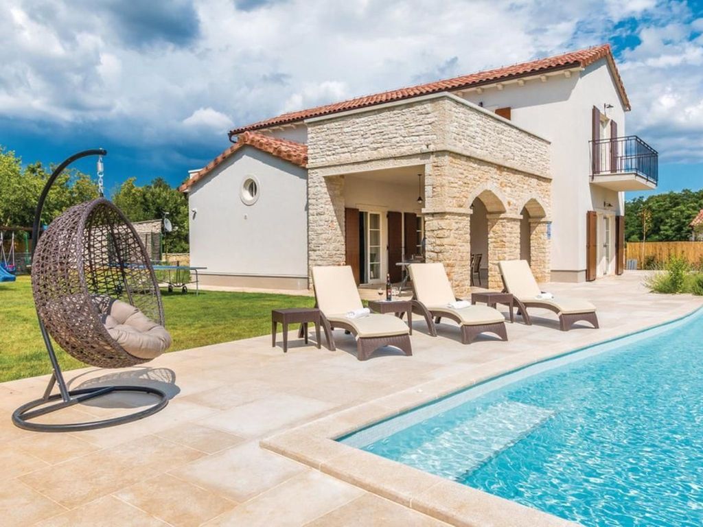 'Villa Oliva' mit privatem Pool