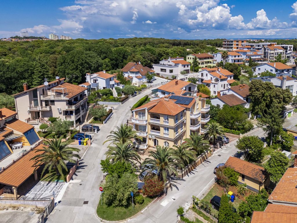 Villa Canaria studio