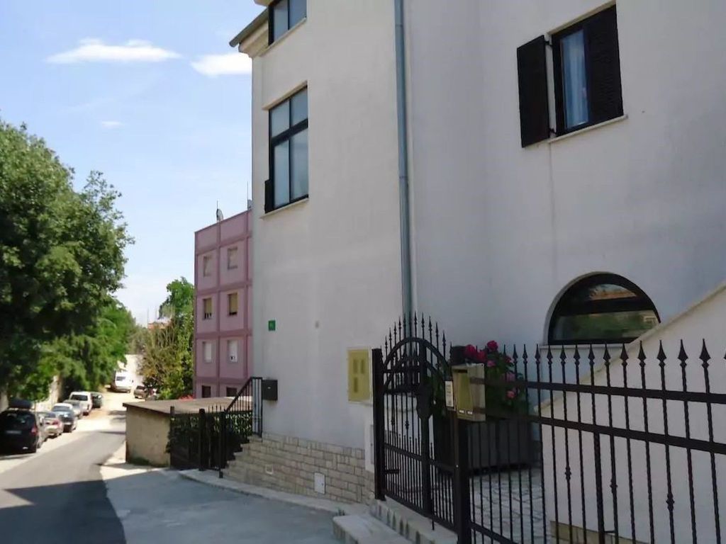 Wohnung mit Garten in der Nähe des Zentrums