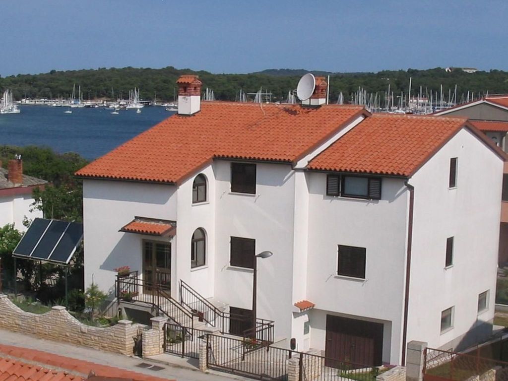 Wohnung mit großer Terrasse
