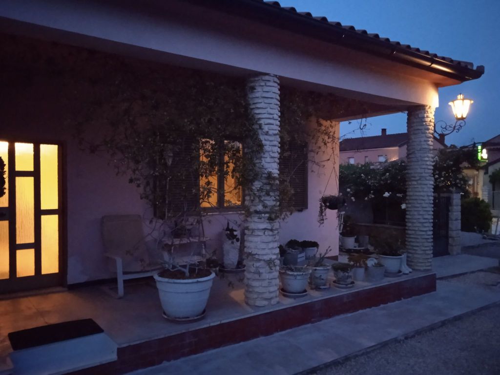 Haus in Pula mit privatem Pool