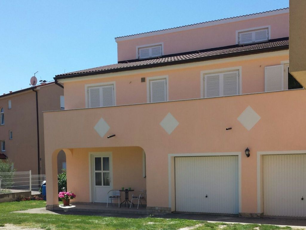 Appartement in Banjole mit Terrasse und Garten