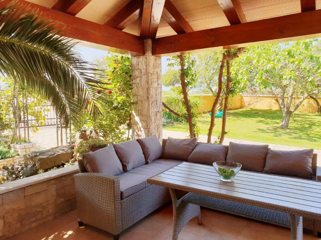 Luxus-App Marin - Terrasse, Garten, Grillplatz,