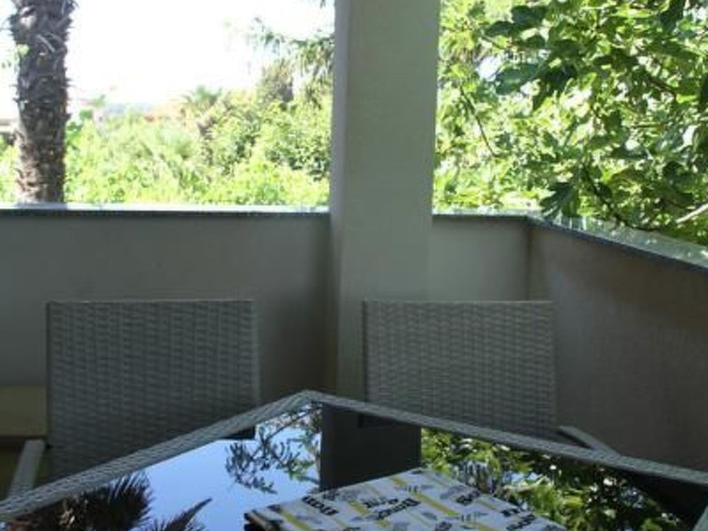 Wohnung im ersten Stock mit Blick aufs Wasser