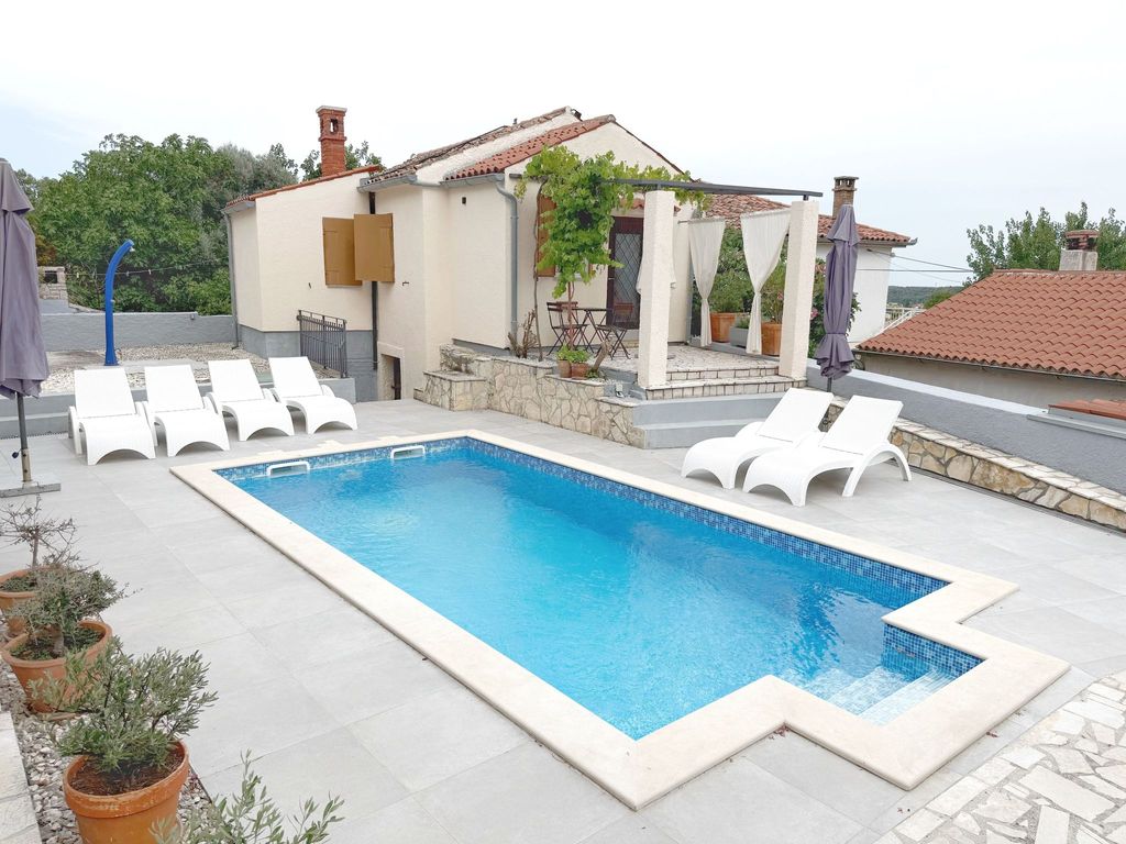 LacoDeLama mini resort - Wohnung Pina mit Pool
