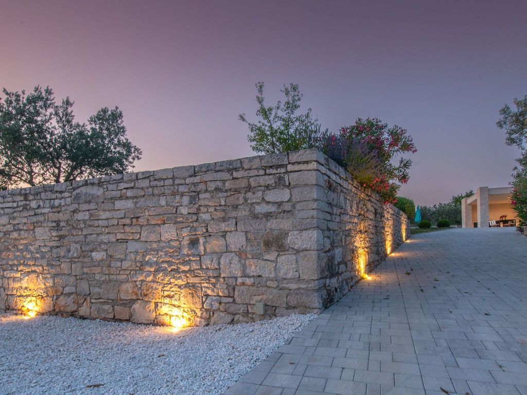 Villa Silentio - Ruhe und Privatsphäre in mediterraner Natur in Strandnähe