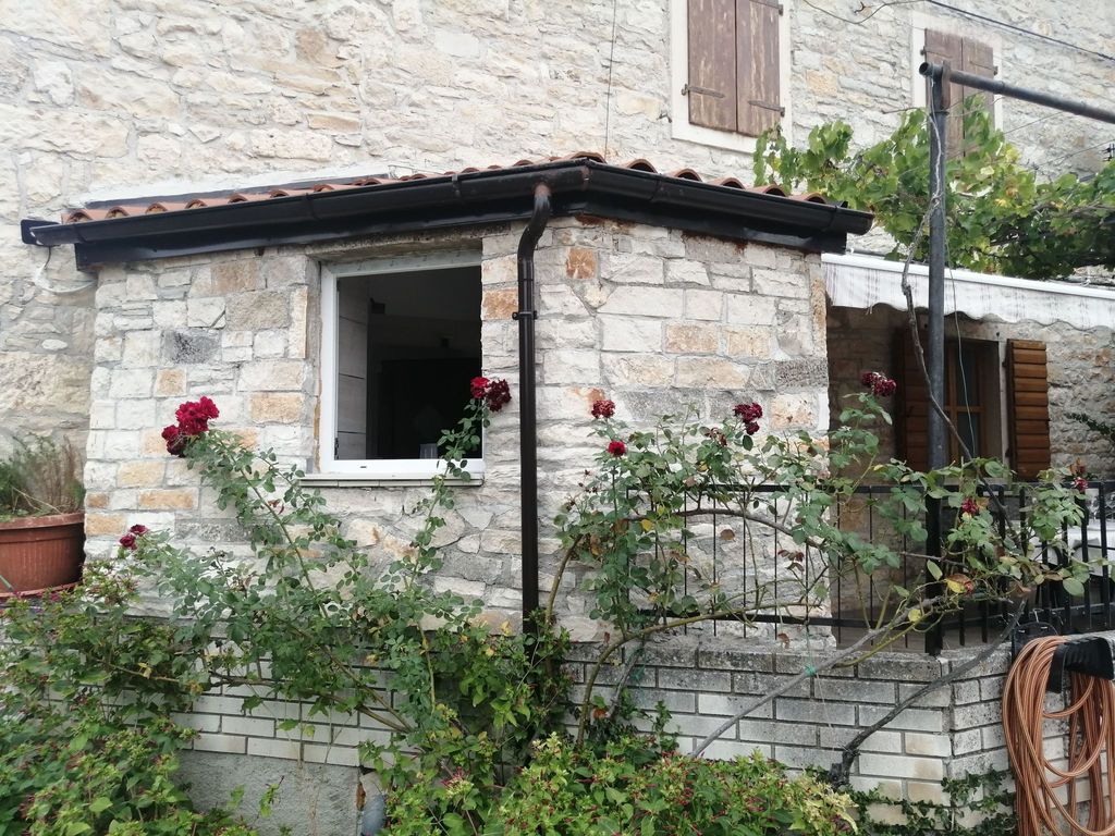 Villa 'Vickovi' mit Gemeinschaftspool 6p
