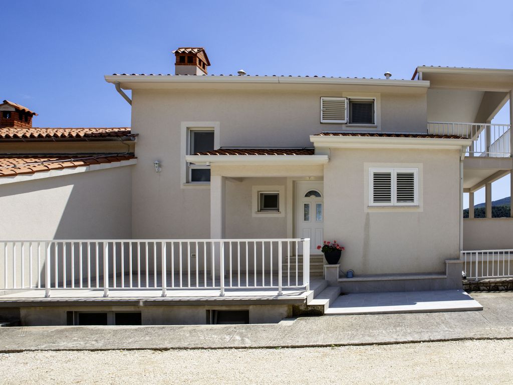 Villa Ena