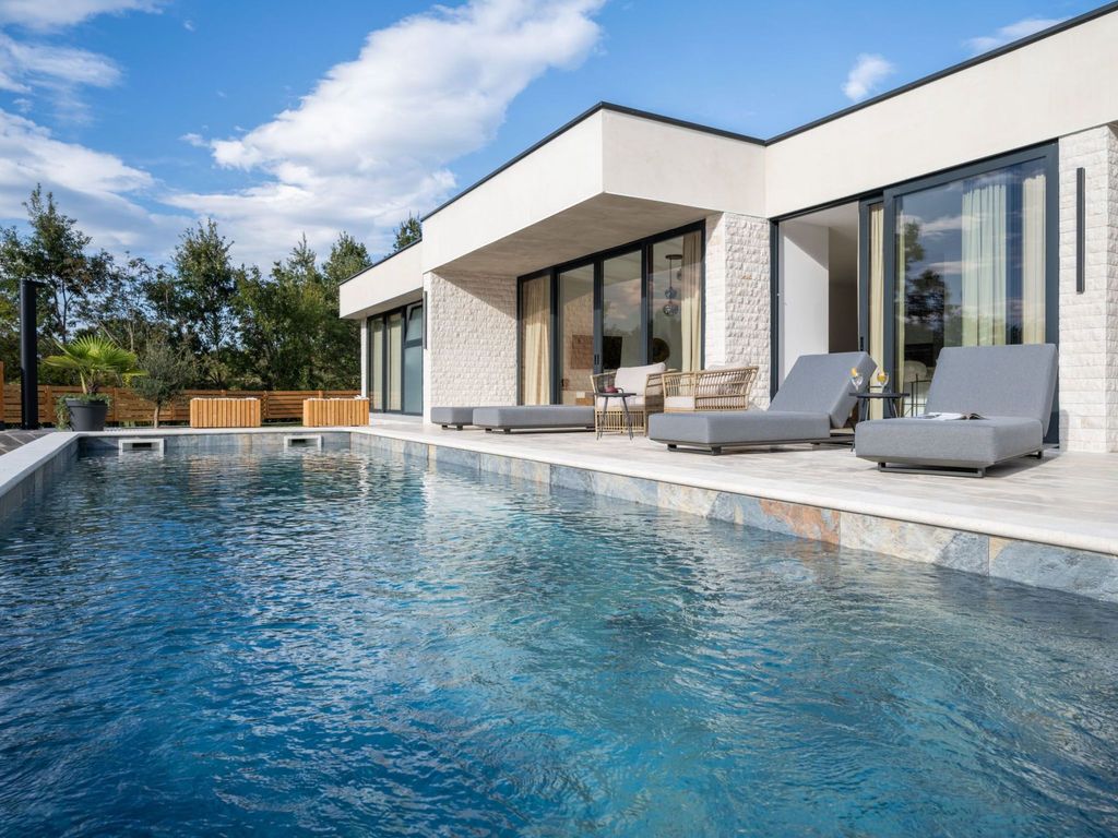 Sunset Villa Santalezi
