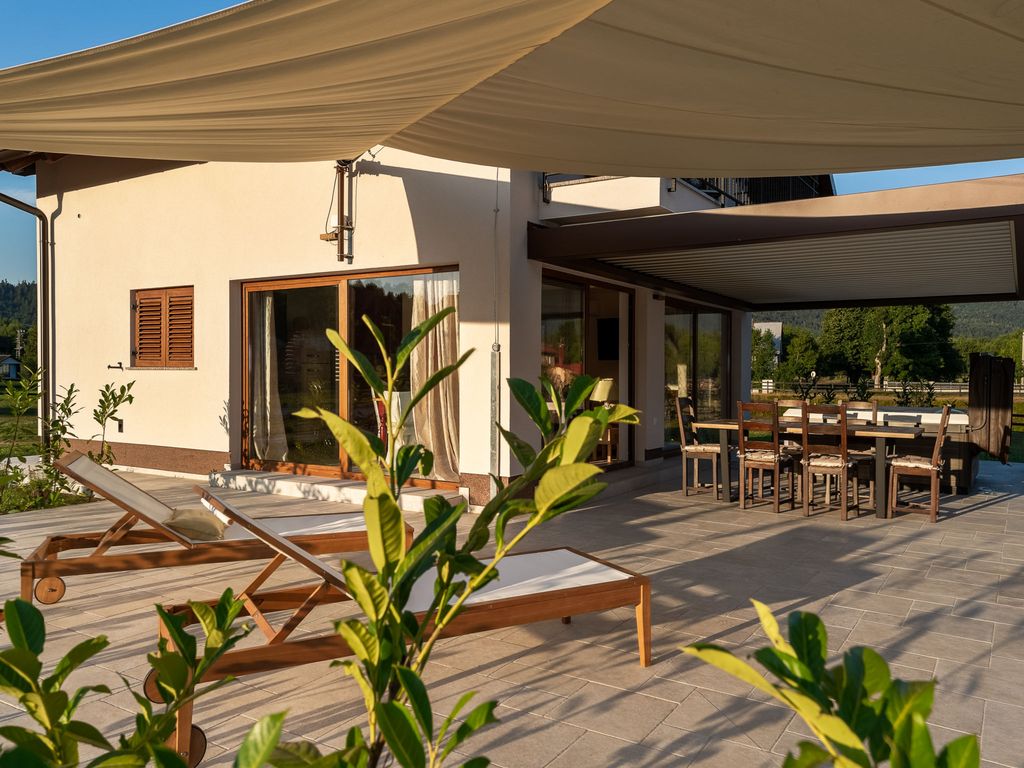 Mountain House Volta 1