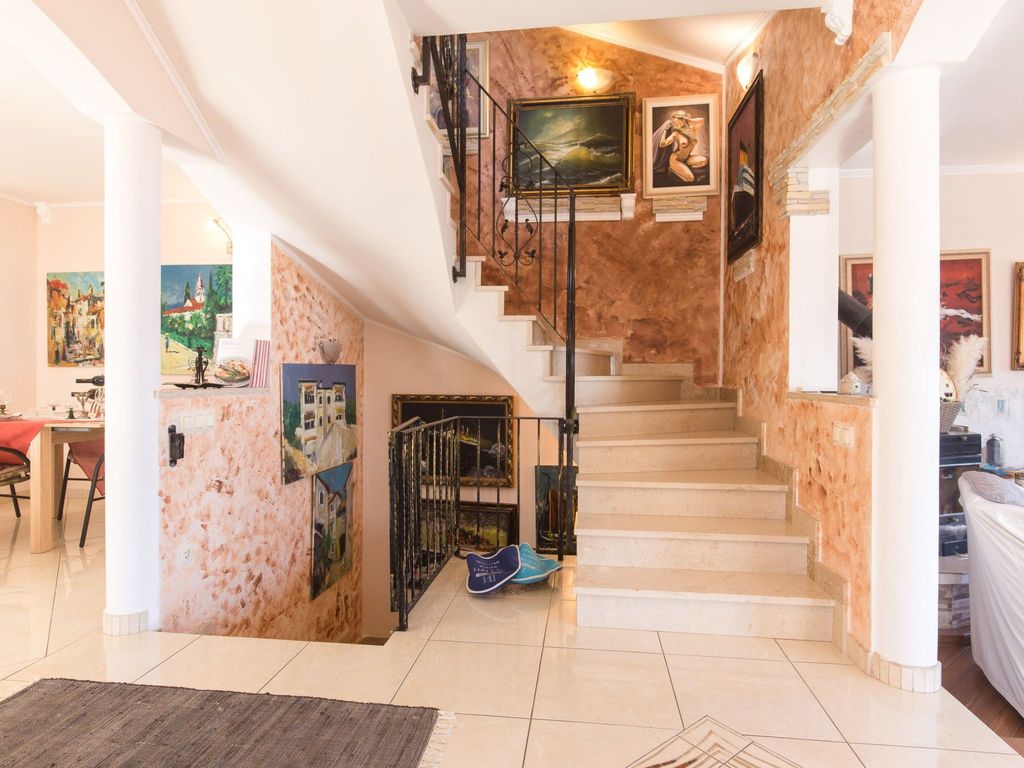 Wohnung in der Villa Emily mit herrlichem Meerblick