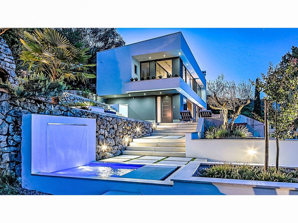 Sky Pool