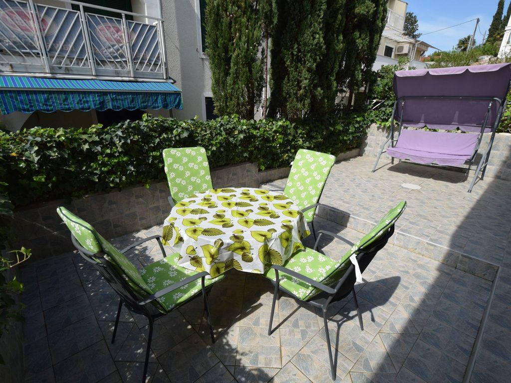 Wohnung "Oresic" direkt am Wasser