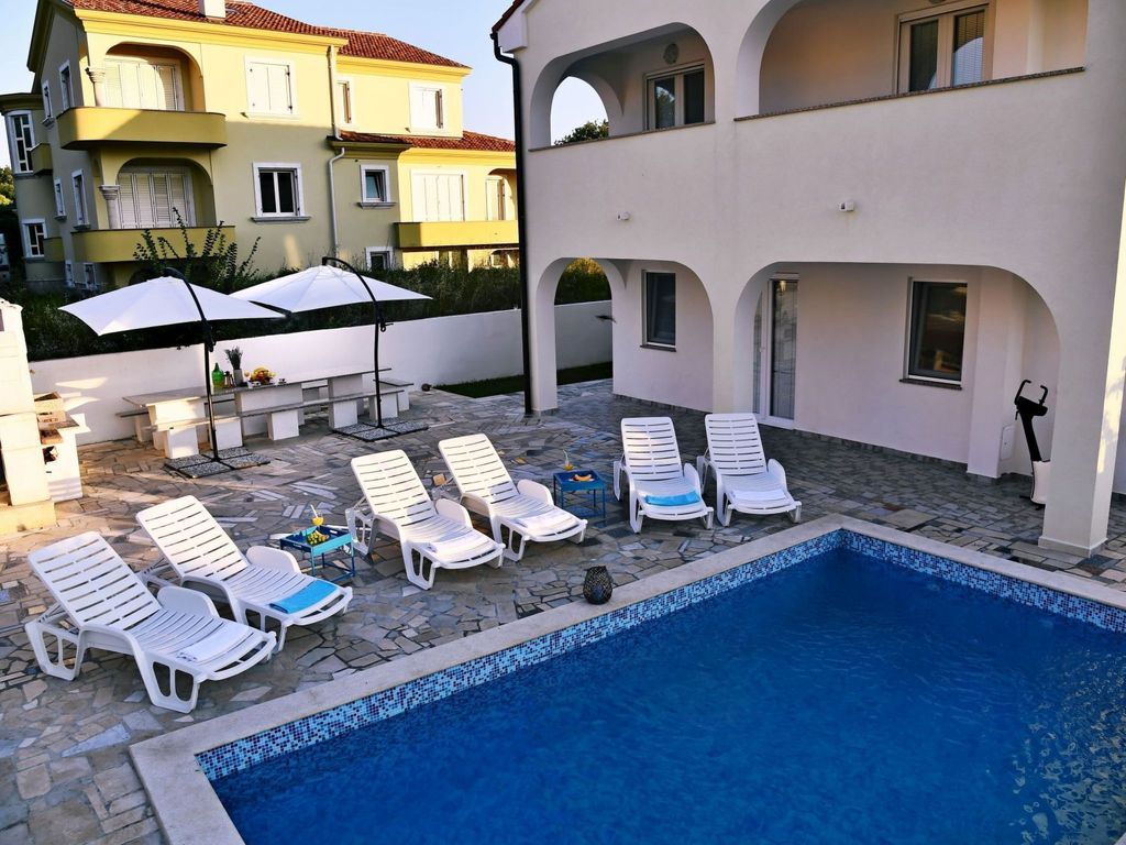 Villa Mata in Bogovići mit Pool und Meerblick