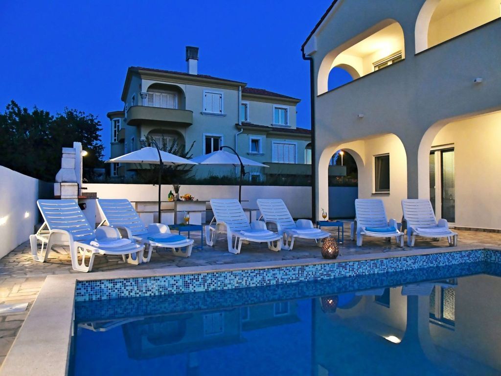 Villa Mata in Bogovići mit Pool und Meerblick