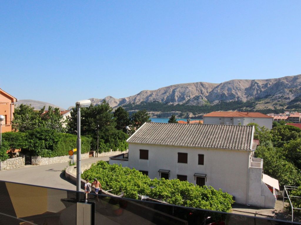Charmantes Appartement in Baška mit Eigenem Balkon