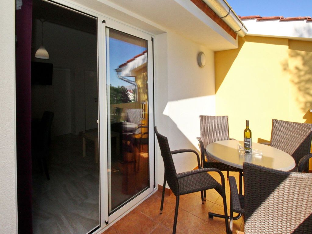in Baška mit Eigenem Balkon