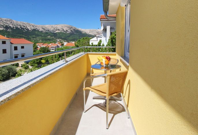 in Baška mit Eigenem Balkon – Foto 4
