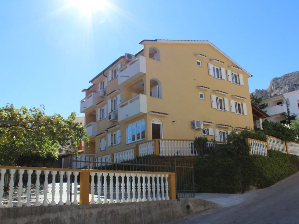 Wohnung in Baška mit Eigener Terrasse