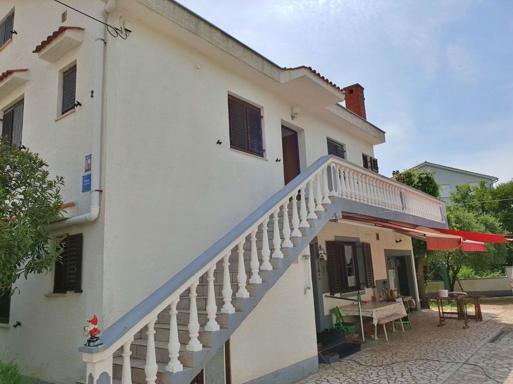 Apartment Bijelic - mit Balkon, 480 m vom Meer