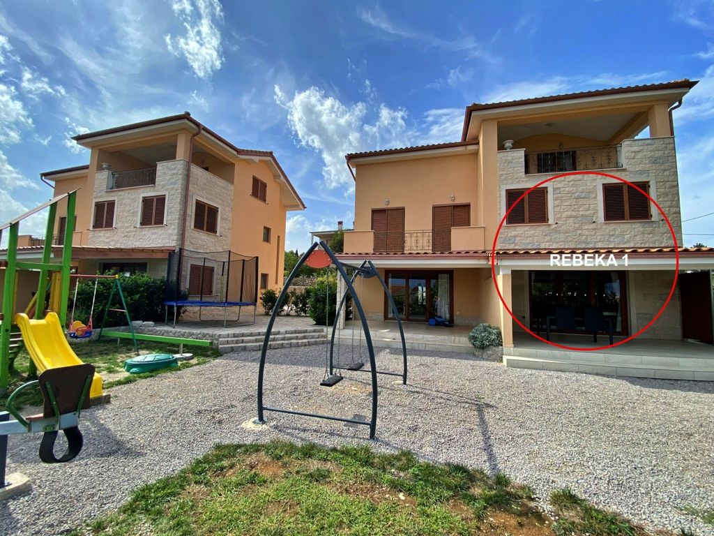 Apartment Rebeka