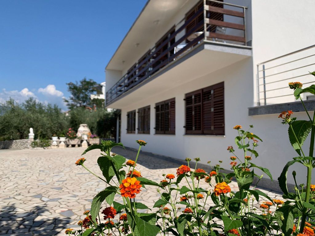 Wohnung Volaric