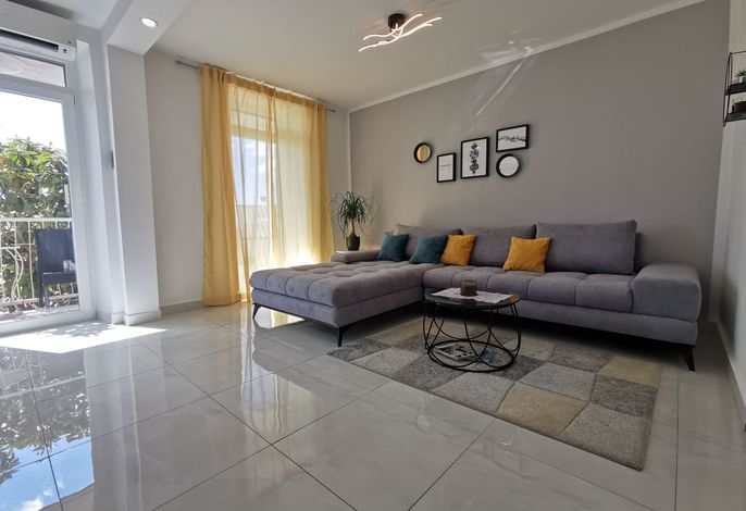 Gemütliche 2-Schlafzimmer-Wohnung mit Meerblick, Crikvenica .1