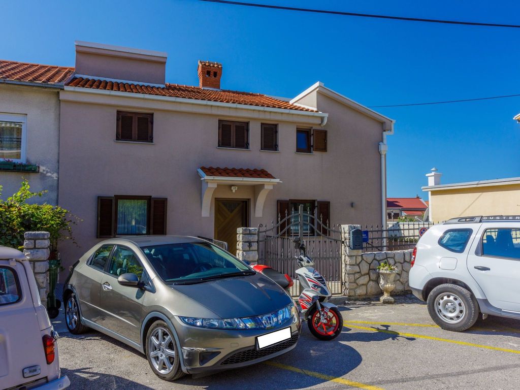 Wohnung für 4 Personen mit Terrasse