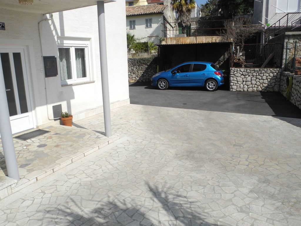 Wohnung für 5 Personen mit Balkon