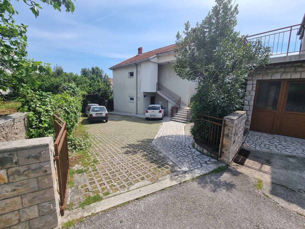 Charmante Wohnung in Crikvenica für 2 Personen