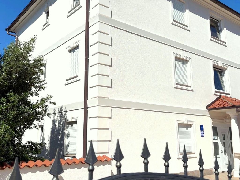 Wohnung mit Balkon und Meerblick