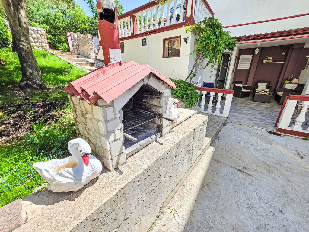 Wohnung für 3 Personen mit Terrasse