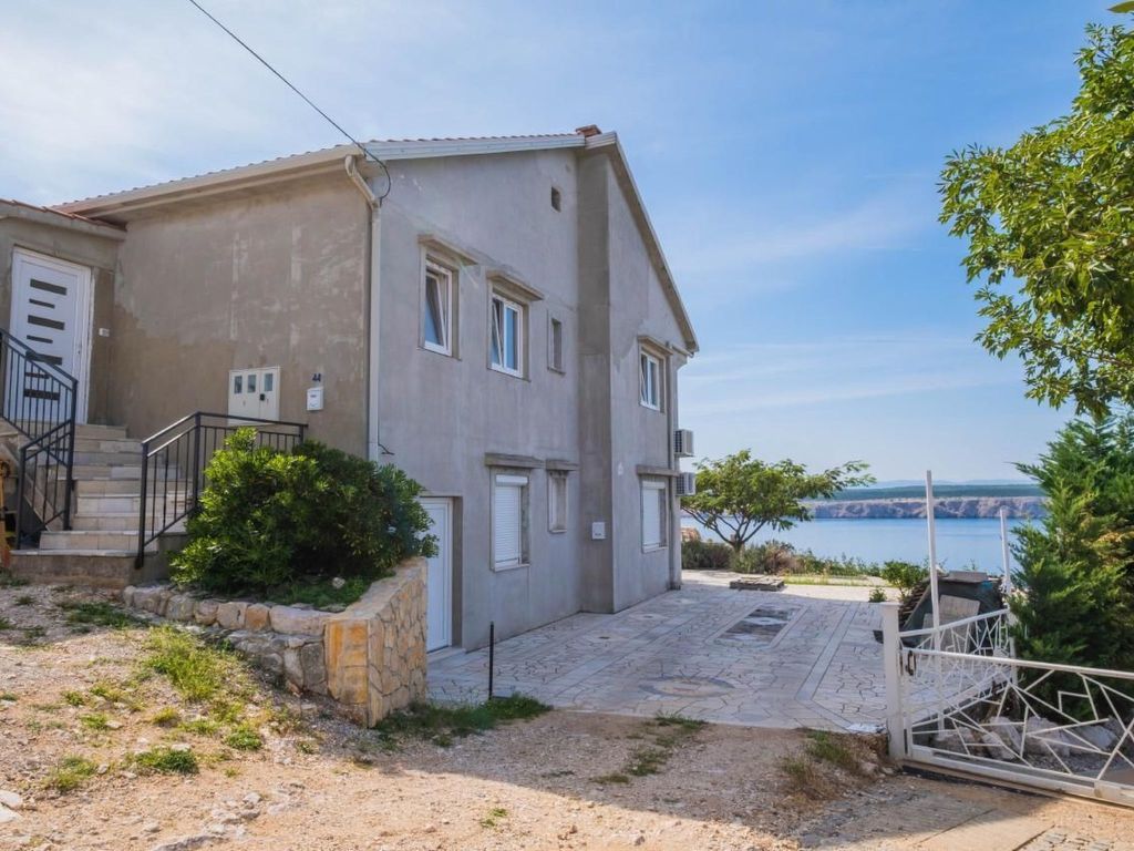Wohnung in Jadranovo und Meerblick