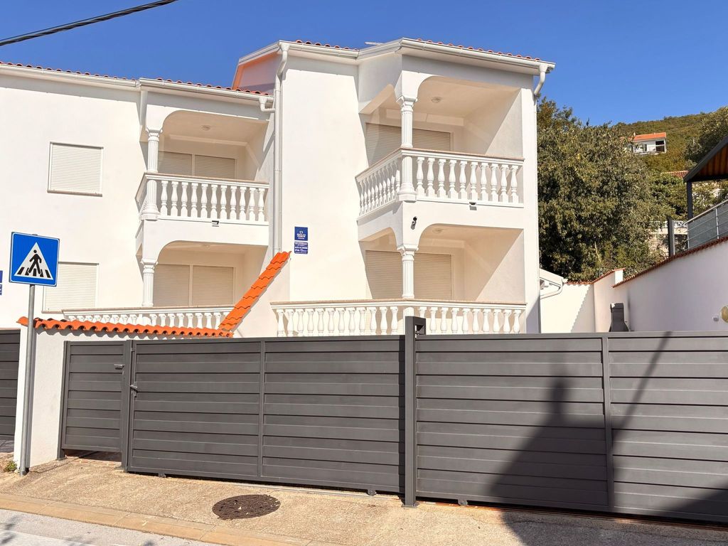 "Vila Chiara" mit Pool